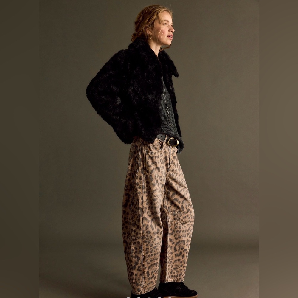 New Free People We The Free Good Luck Printed Mid Rise Barrel -Leopard Jeans 27L
